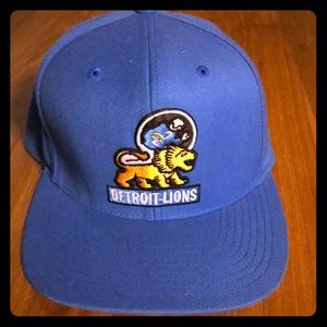 Detroit Lions Throw-back Logo hat.